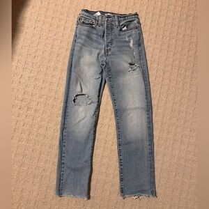 Levi’s Wedgie Straight Jeans